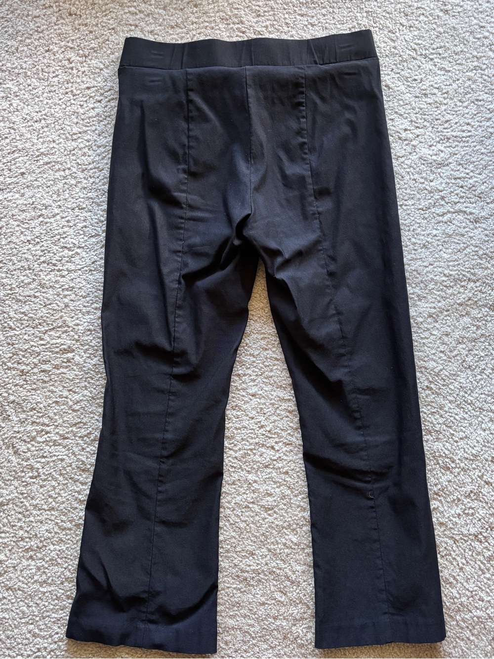 Valerie Stevens Black Flare-Leg Stretch Cropped Pants- 22” inseam - Picture 2 of 3